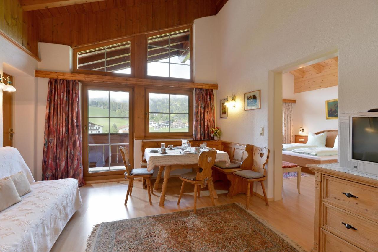 Two-Bedroom Apartment,69098672:JPEG