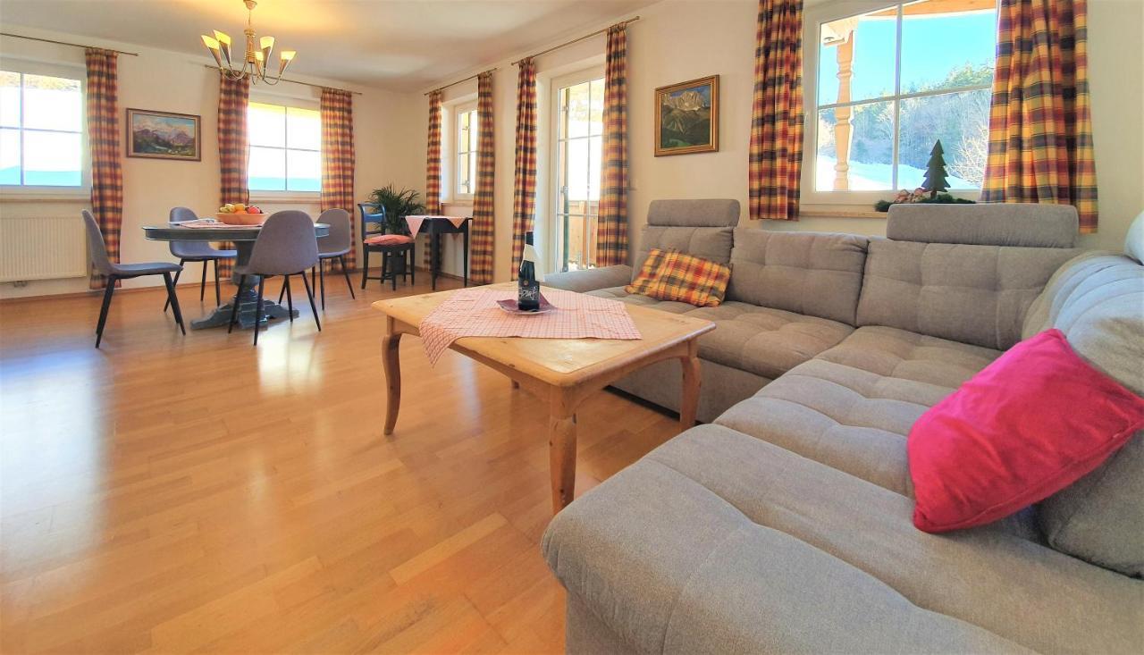 Two-Bedroom Apartment,1176611542:JPEG