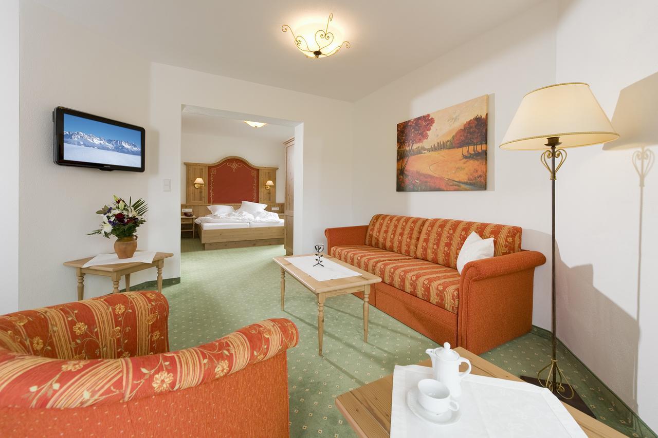 Junior Suite Mountain View,1111584177:JPEG