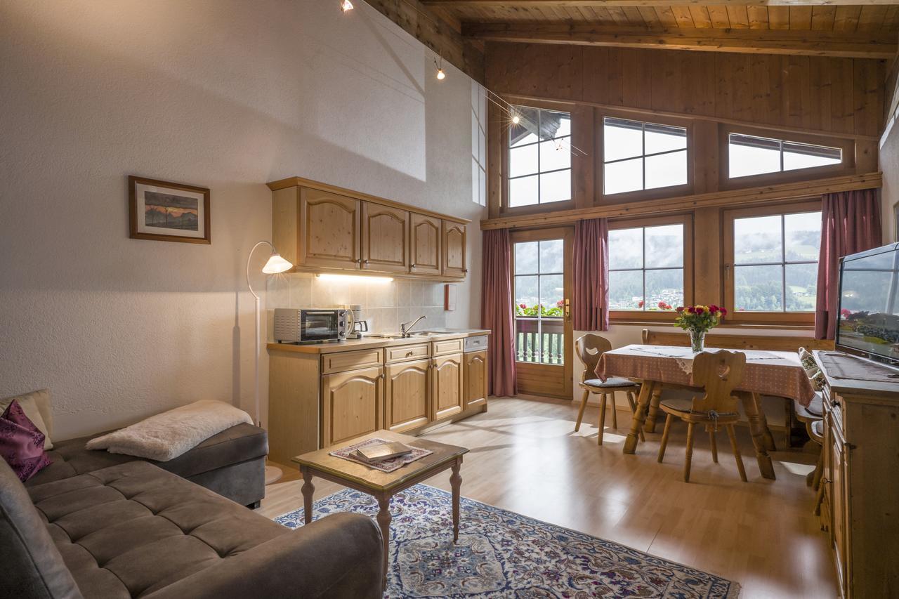 One-Bedroom Apartment,1138488475:JPEG